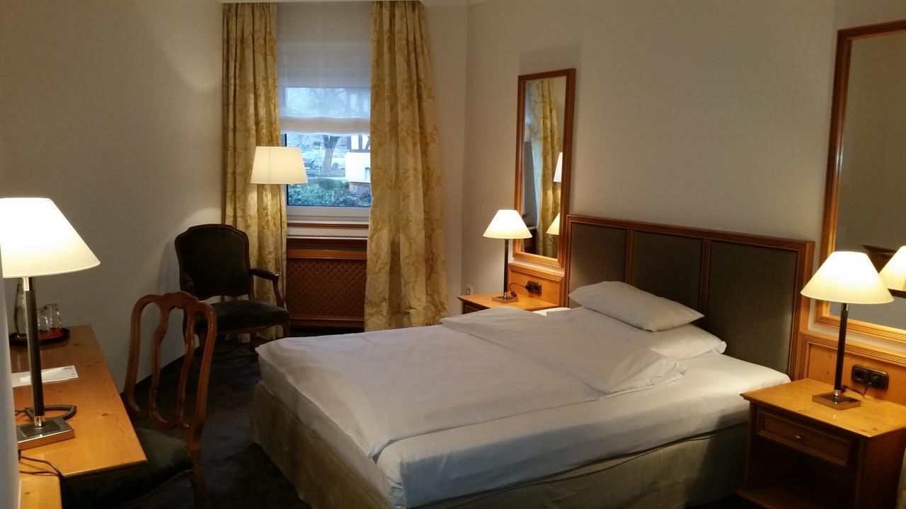 Kleines Hotel Forchheim  Exteriör bild