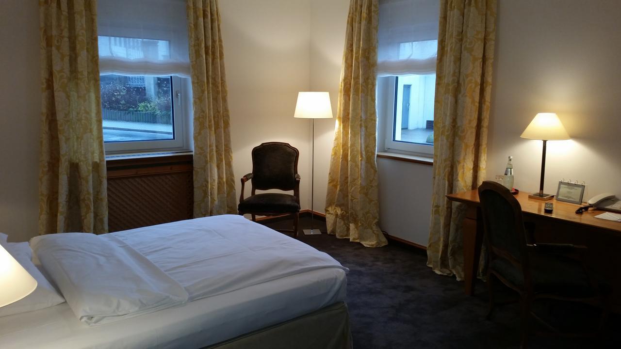 Kleines Hotel Forchheim  Exteriör bild
