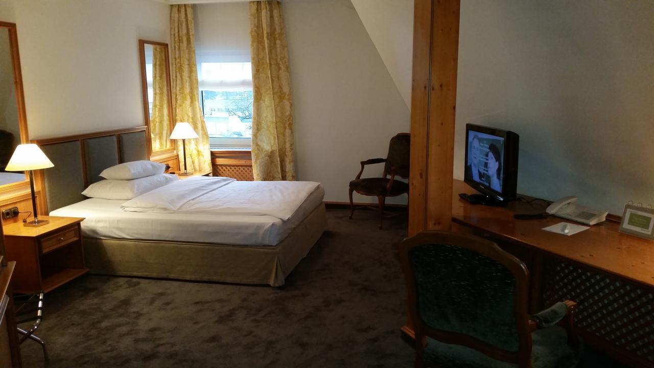 Kleines Hotel Forchheim  Exteriör bild